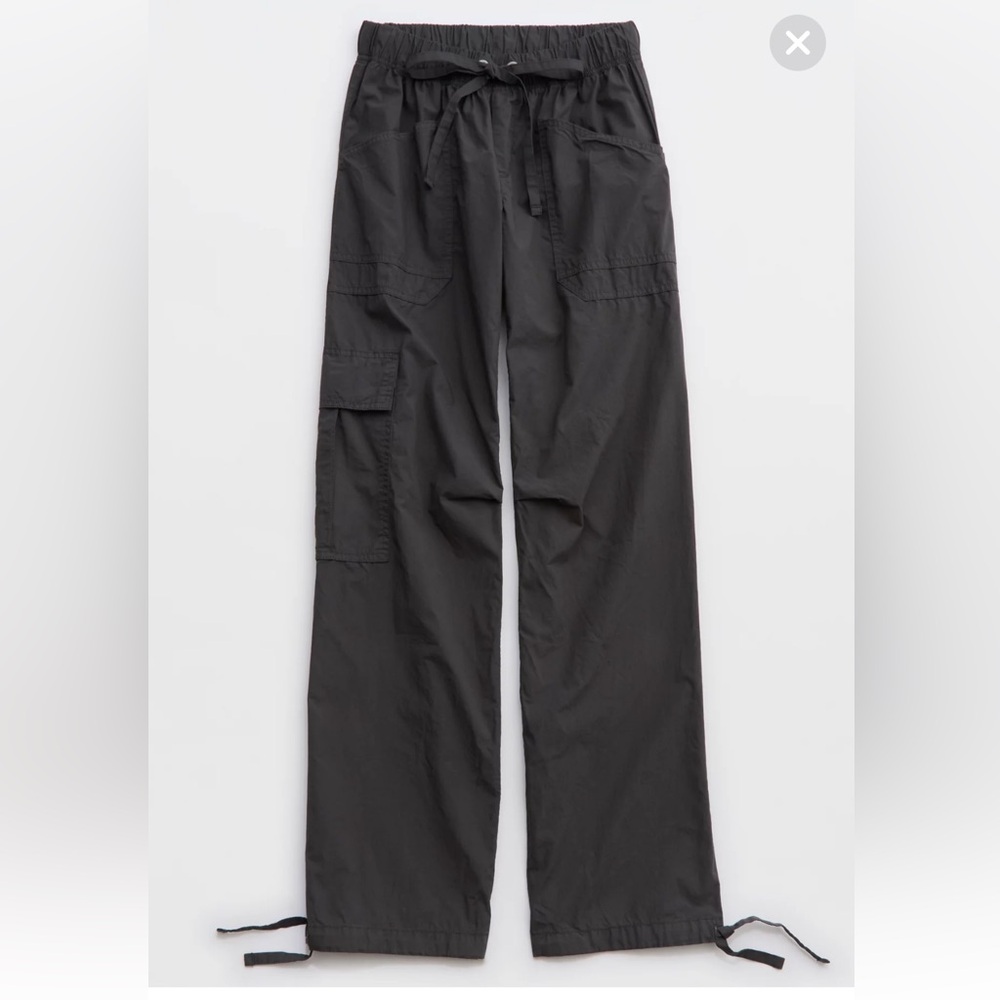 NWT Aerie Avenue Baggy Cargo Pant